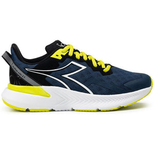 Youth | Diadora Mythos Blushield Volo 3